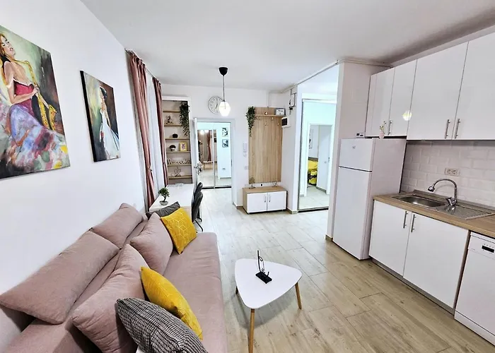 Apartament Lovely New Balcony Cismigiu Park - Pop5 Bucureşti