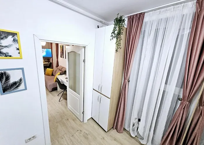 Lovely New Balcony Cismigiu Park - Pop5 * Bucureşti