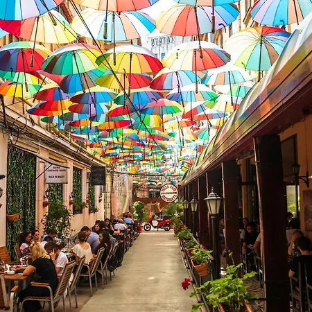 Lovely New Balcony Cismigiu Park - Pop5 Apartamento *