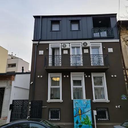 Lovely New Balcony Cismigiu Park - Pop5 Daire