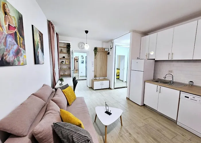 Lovely New Balcony Cismigiu Park - Pop5 Apartman *