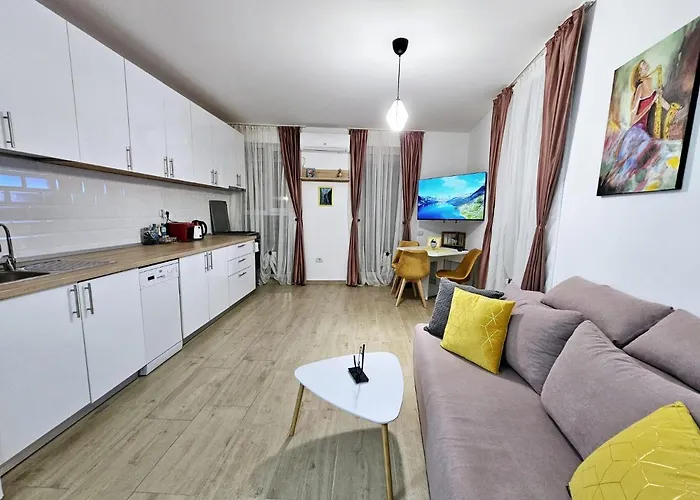 Lovely New Balcony Cismigiu Park - Pop5 Apartman *