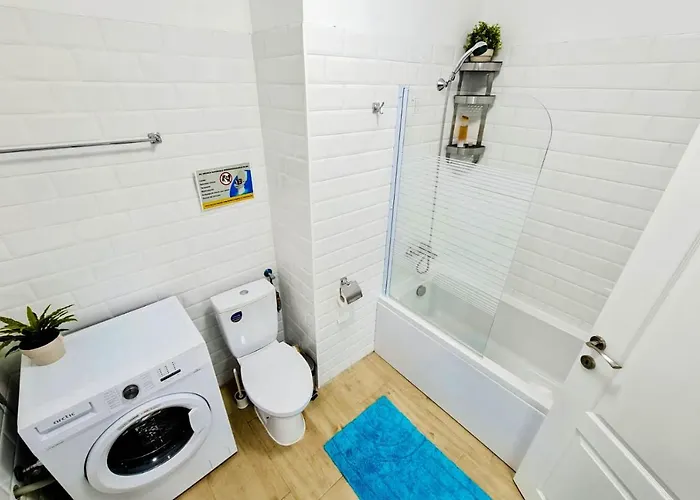 Lovely New Balcony Cismigiu Park - Pop5 Apartman *