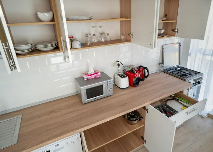 Lovely New Balcony Cismigiu Park - Pop5 Apartman Bukarest