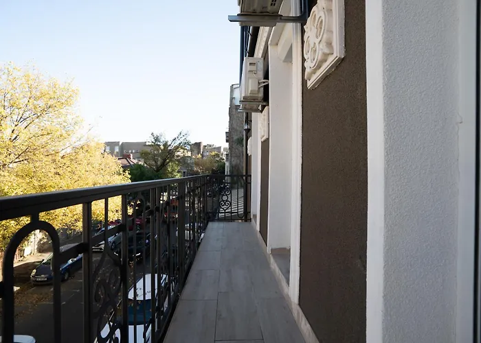 Lovely New Balcony Cismigiu Park - Pop5 بوخارست