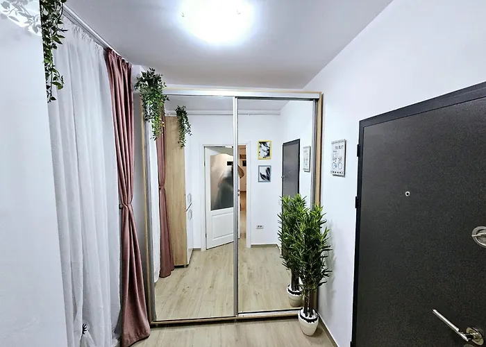 Lovely New Balcony Cismigiu Park - Pop5 Apartman Bukarest