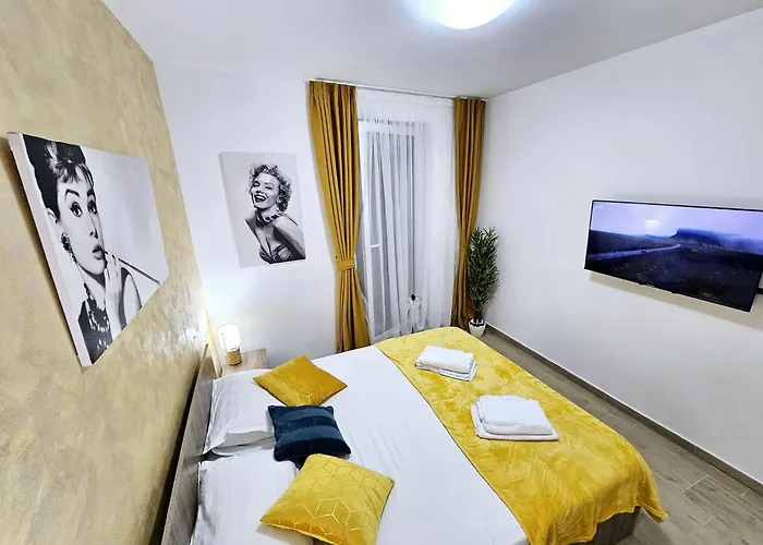 Lovely New Balcony Cismigiu Park - Pop5 بوخارست