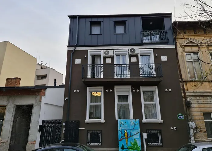 Lovely New Balcony Cismigiu Park - Pop5 Apartman