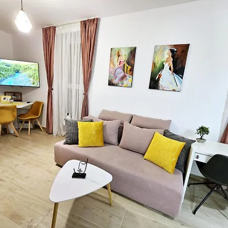 Lovely New Balcony Cismigiu Park - Pop5 בוקרשט