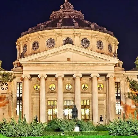 Lovely New Balcony Cismigiu Park - Pop5 Boekarest