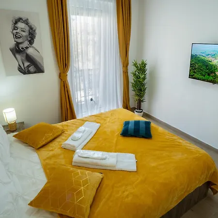 Lovely New Balcony Cismigiu Park - Pop5 Appartement