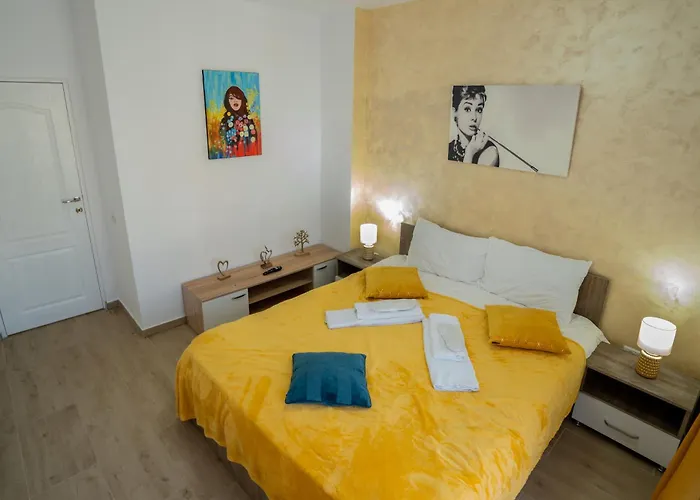 Apartament Lovely New Balcony Cismigiu Park - Pop5 Bukareszt